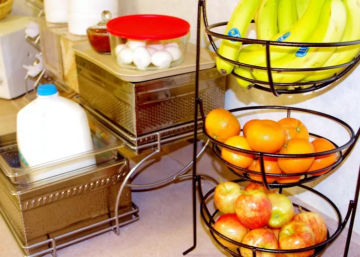 Glenwood Springs Cedar Lodge