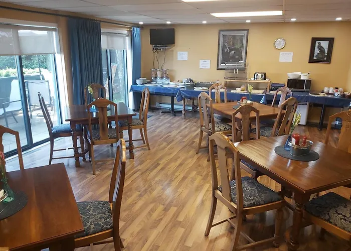 Heron'S Landing Hotel