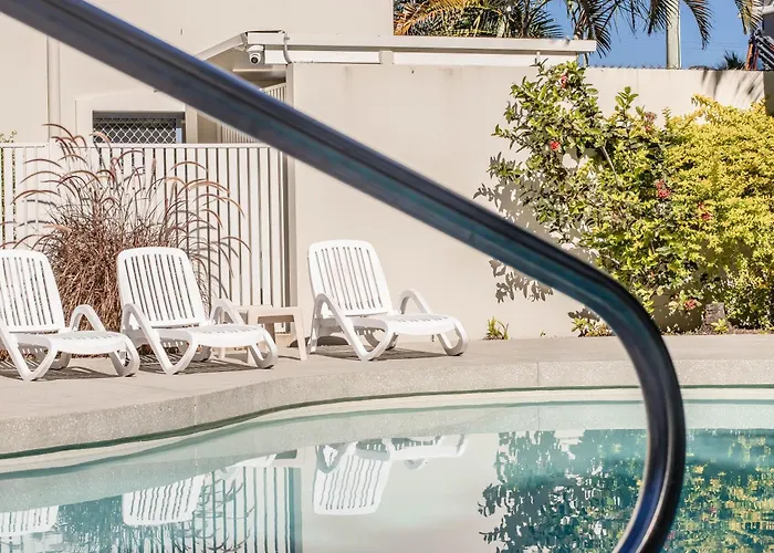 Bella Mare Coolangatta Beachside Apartments