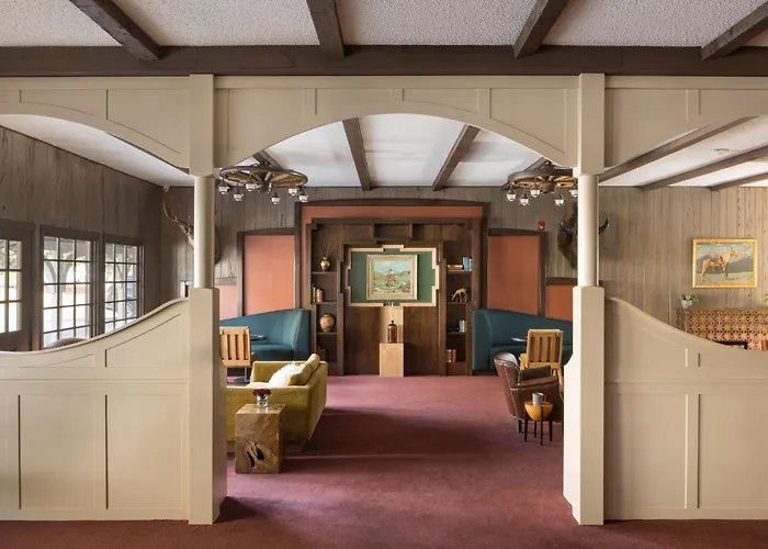 The Virginian Lodge