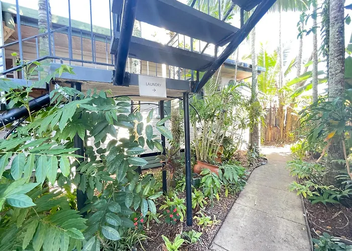 Cairns City