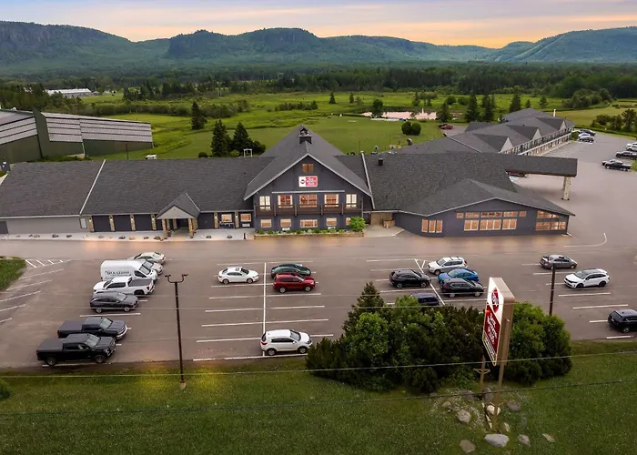 Golf hotels Best Western Plus Norwester & Conference Centre