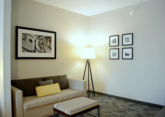 Country Inn & Suites By Radisson, Port Clinton, Oh