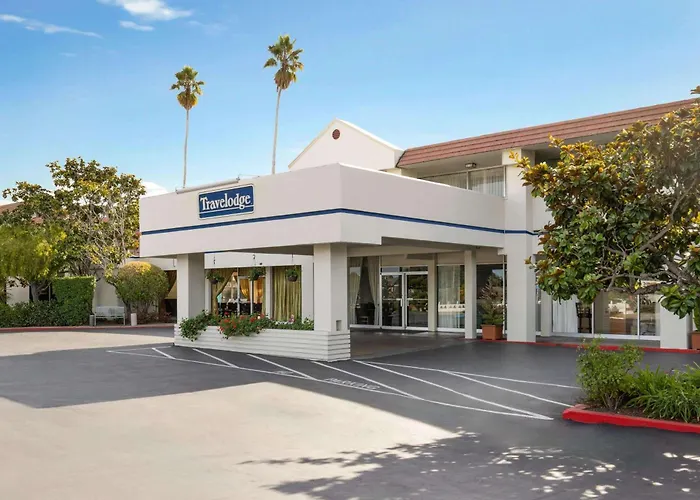 Hotel all'aeroporto: Travelodge By Wyndham Monterey Bay