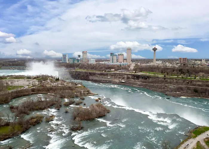 Cambria Hotel Niagara Falls