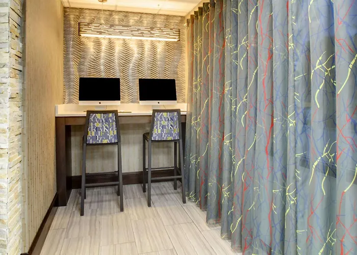 Clarion Pointe Biltmore Village