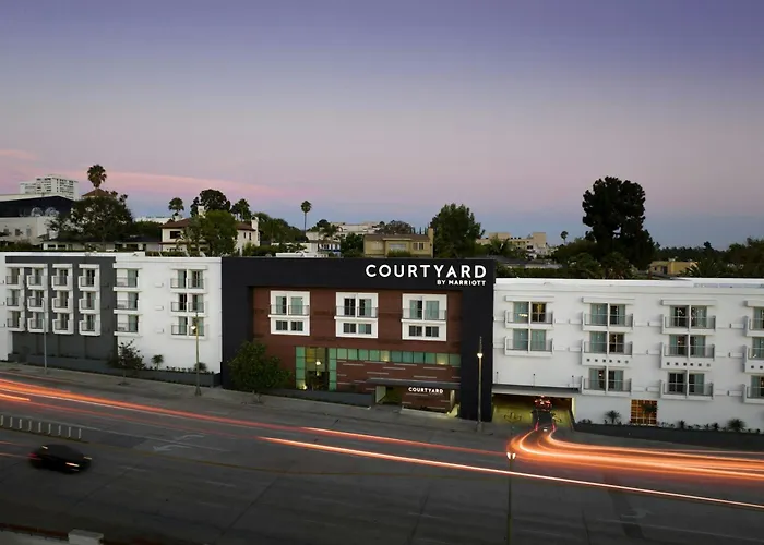 Hôtel accueillant les animaux: Courtyard Los Angeles Century City/Beverly Hills