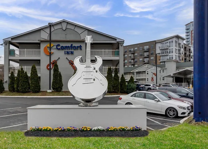 Familiehotel: Comfort Inn Downtown Nashville - Music City Center