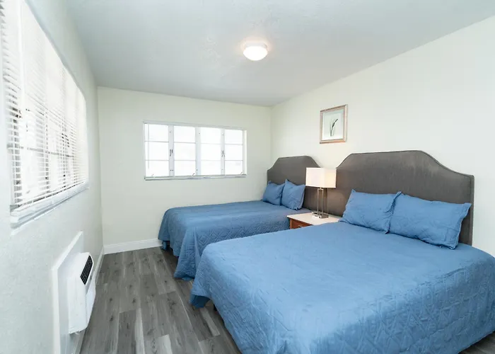 Sunrise Resort Motel South