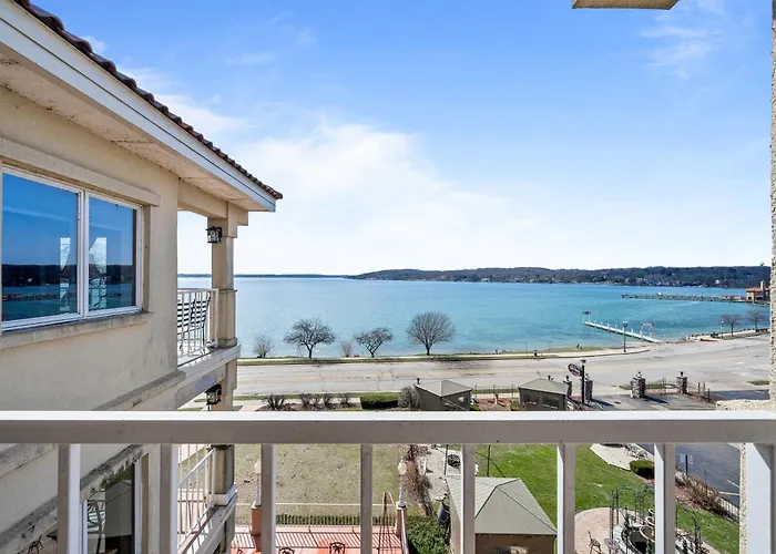 Bella Vista Suites