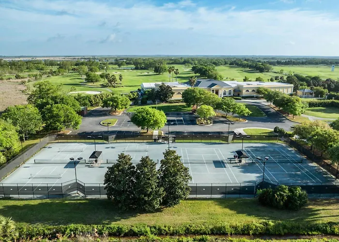 Hotel with pool: The Westin Savannah Harbor Golf Resort & Spa