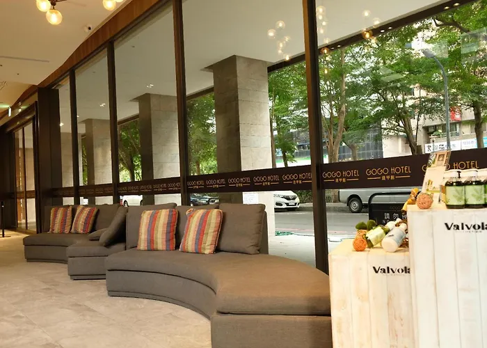 Airport Hotel: Gogo Hotel 逢甲館