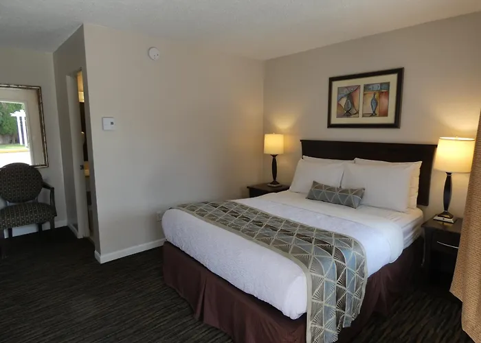 B&B only: Recreation Inn And Suites Kelowna