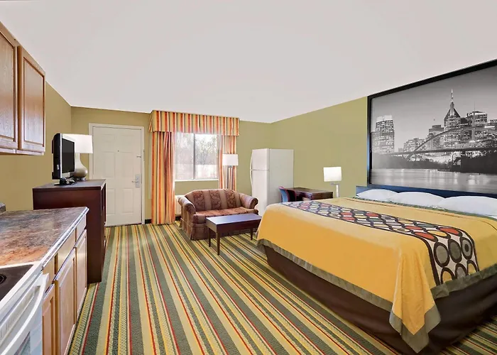 Super 8 By Wyndham Hermitage Nashville