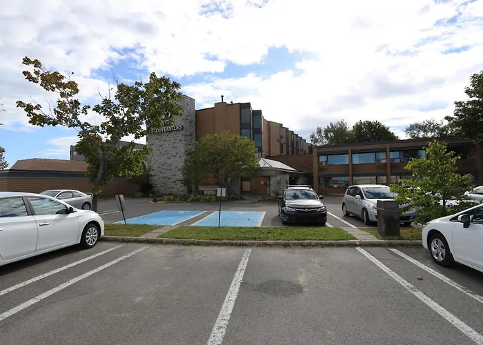 Hôtel avec piscine: Hôtels Gouverneur Rimouski