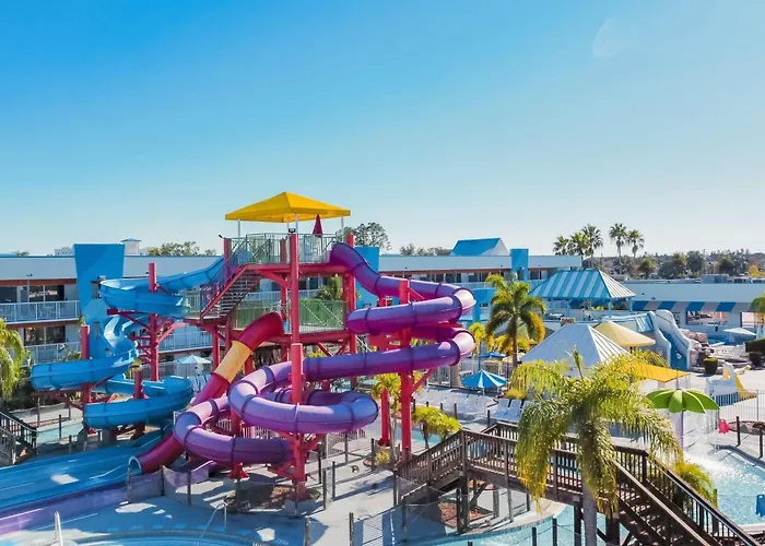 Hotel com vista: Ramada By Wyndham Flamingo Water Park