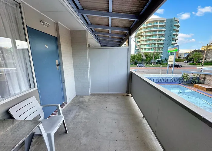 Golden Sands Motor Inn