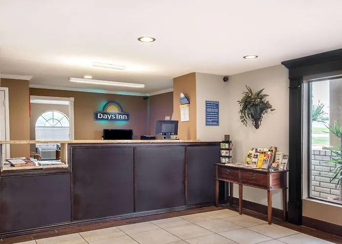 Dog friendly hotels Days Inn By Wyndham New Braunfels