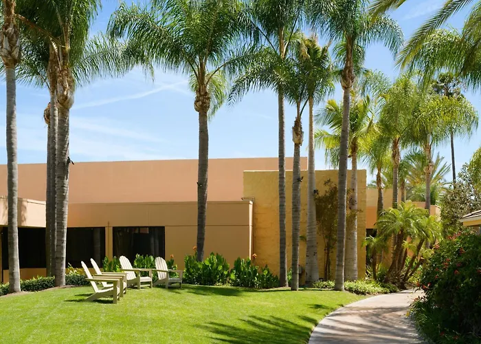 Luxury hotel only: Sheraton Park Hotel At The Anaheim Resort