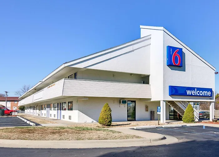Resort: Motel 6-Springfield, Mo - North
