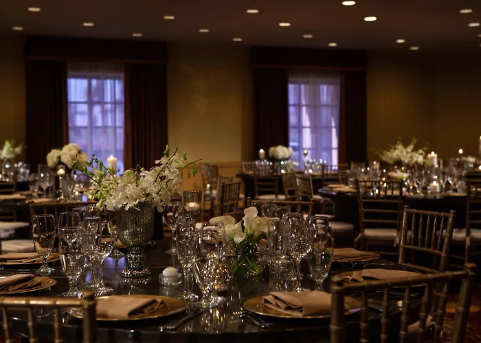 Renaissance Palm Springs Hotel