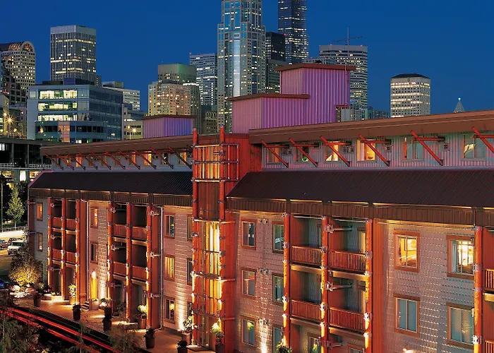 The Edgewater, A Noble House Hotel