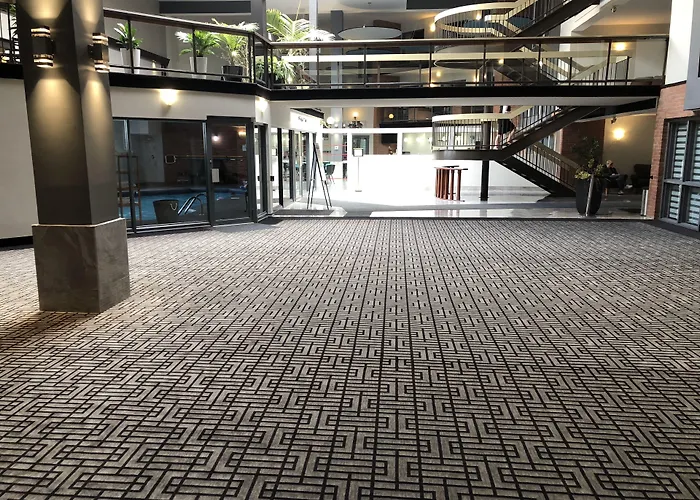Best Western Laval-Montreal & Conference Centre
