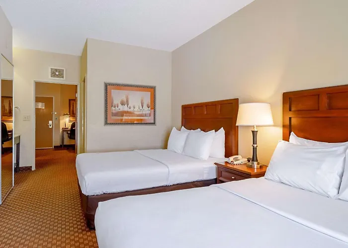Boutique hotel only: Quality Suites San Antonio Northeast