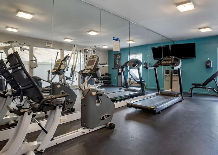 Best Western Carlton Suites