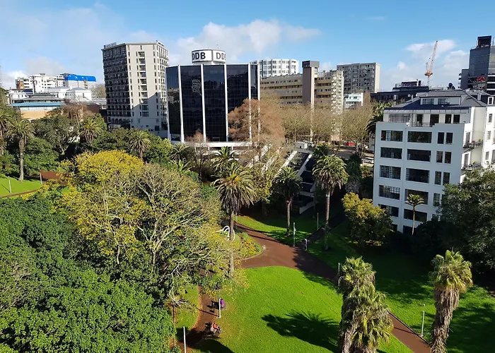 4 star hotel: Quest Auckland Serviced Apartments