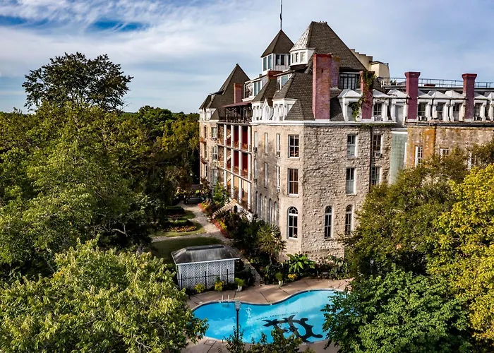 1886 Crescent And Spa