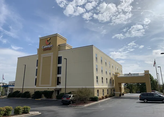 Luxury hotel only: Comfort Suites Anderson-Clemson