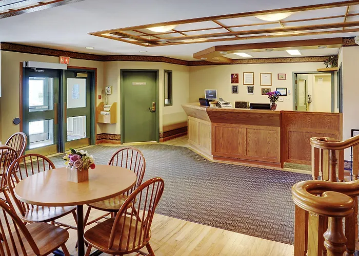 Lakeview s & Suites - Brandon