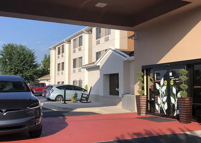 Days Inn By Wyndham Mcdonough