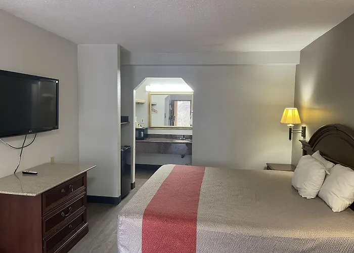 Fairbridge Inn & Suites