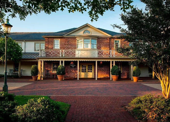 Williamsburg Lodge, Autograph Collection