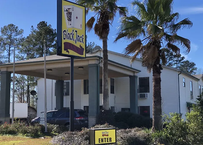 Resort: Super 8 By Wyndham Kinder/Coushatta Near Casino
