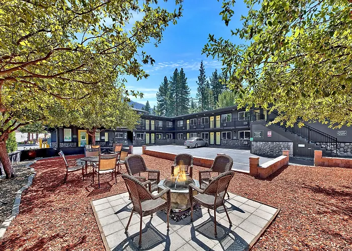 Casino hotel: Secrets Inn Lake Tahoe