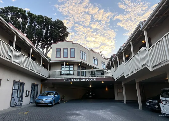 Vacation homes Ascot Motor