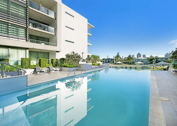 In Luxury hotels Ultiqa Freshwater Point Broadbeach