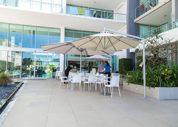 In Luxury hotels Ultiqa Freshwater Point Broadbeach