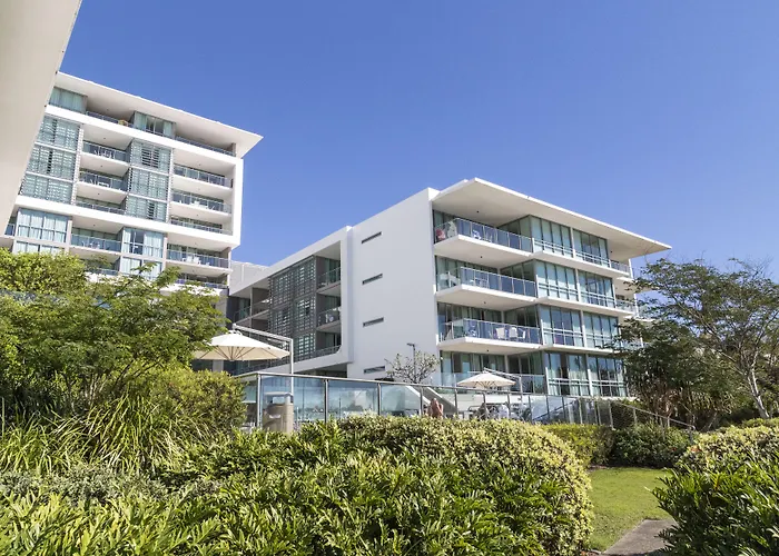 In Luxury hotels Ultiqa Freshwater Point Broadbeach