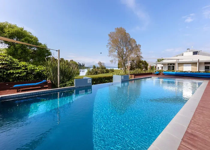 Ramada By Wyndham Rotorua Marama