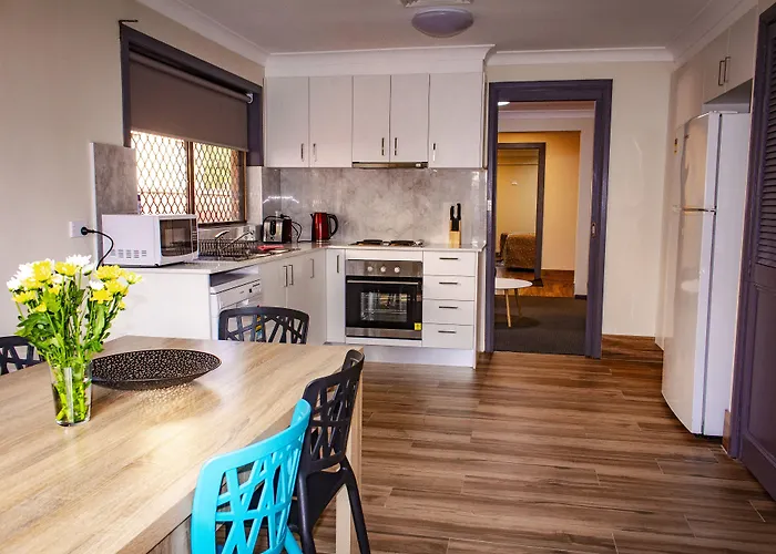 Liberty Plains Motor Inn