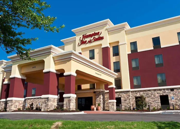 Hampton Inn And Suites Central