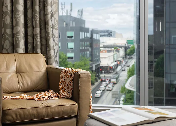 Hotel Spa: The Olsen Melbourne Art Series