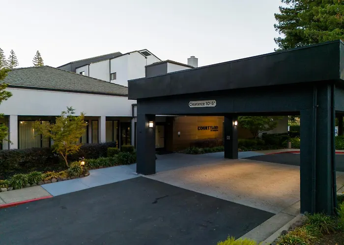 Courtyard Sacramento Airport Natomas