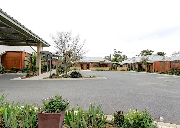 Strath Motel