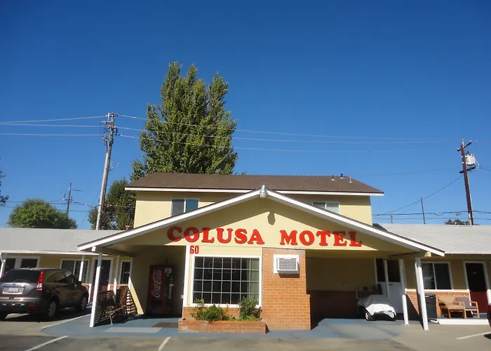 Hotel near College: Colusa Motel