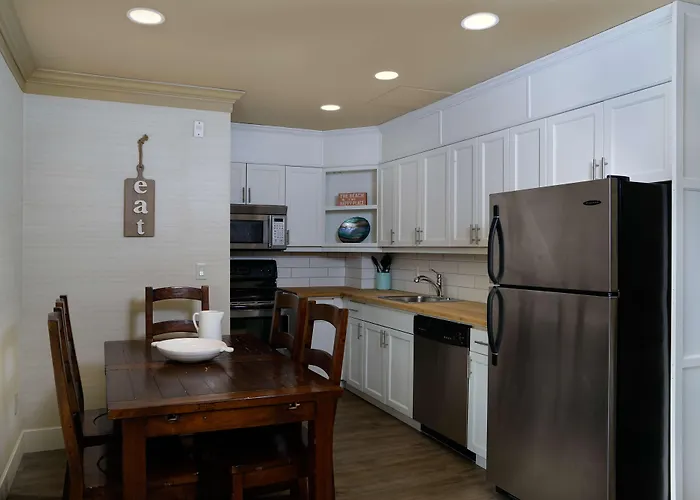 Central hotel: Prestige Beach House, Worldhotels Crafted